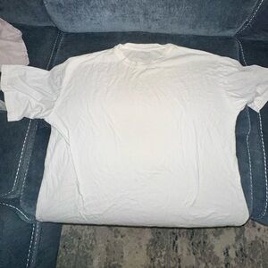 SHEIN White Casual Tee